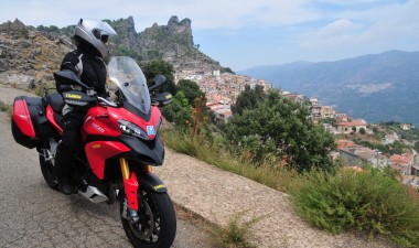 Sardinien- Motorradparadies im Mittelmeer