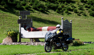 MoTOURguide Schwarzwald-Elsass-Vogesen - Der Motorradreiseführer © motorradstrassen
