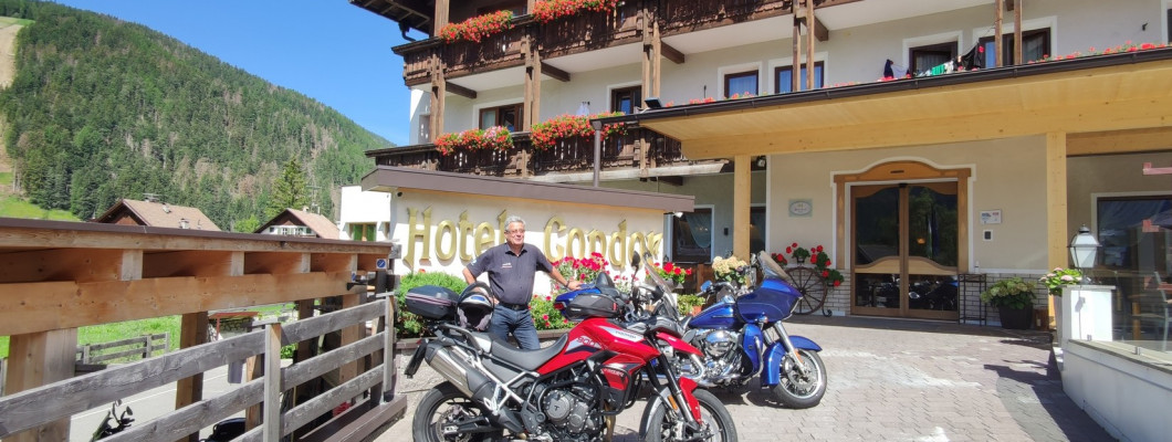 Motorradhotel Condor-Südtirol-Domomiten