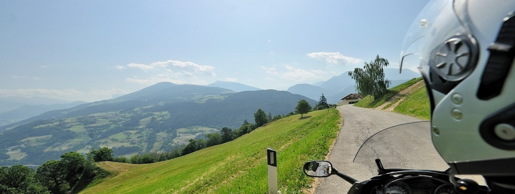 Motorradurlaub DOLOMITEN-Barbiano Höhenstraße ©Heinz E. Studt
