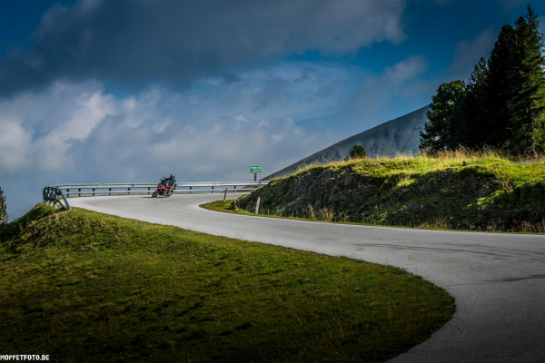 Motorradtouren mit Astrid und Christian - Grizzly Sport & Motorrad Resort und BMW Testride Hotel ©MOPPETFOTO.de