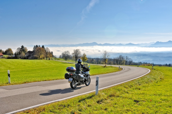 Motorradtour Deutsche Alpen- Hohen Peißenberg © Heinz E. Studt