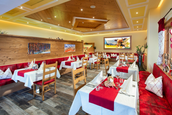 Grizzly Sport & Motorrad Resort - Restaurant © Grizzly Resort