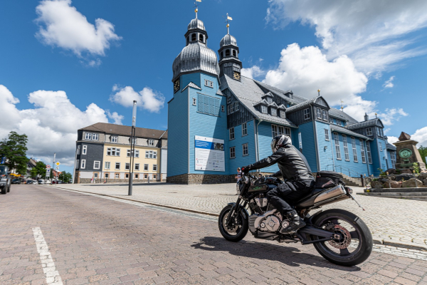 Motorradtour-Harz-Holzkirche-Clausthal Zellerfeld ©Peter Wahl
