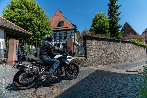 Motorradtour-Deutsche Fachwerkstraße-Hanau/Steinheim ©Peter Wahl