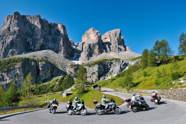 MoTOURguide-Dolomiten-Südtirol-Motorradtour-Grödner Joch © Heinz E. Studt