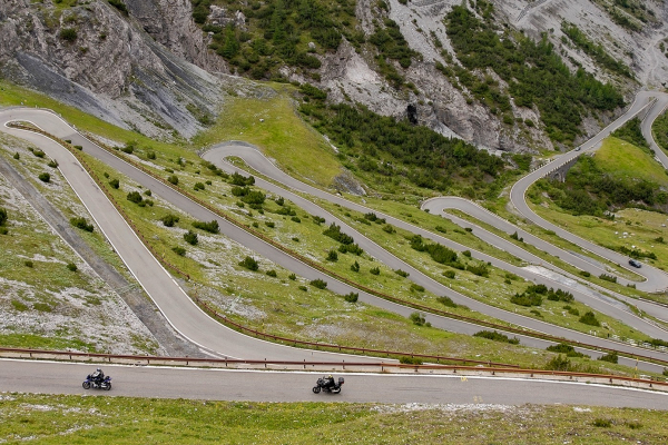 Motorradurlaub DOLOMITEN-TOUR 1- 3-Länder-Tour-Stilfser Joch ©Heinz E. Studt
