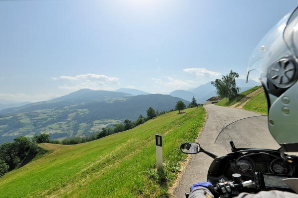 Motorradurlaub DOLOMITEN- TOUR 4 -Sarntaler Alpen und Eisacktal-Barbiano Höhenstrasse © Heinz E. Studt