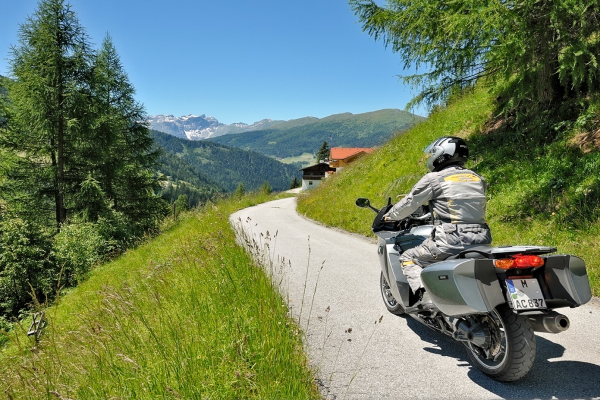 Motorradurlaub DOLOMITEN-Abstecher ins Schmirntal ©Heinz Studt