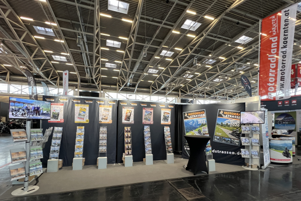 MOTORRADSTRASSEN-Messestand